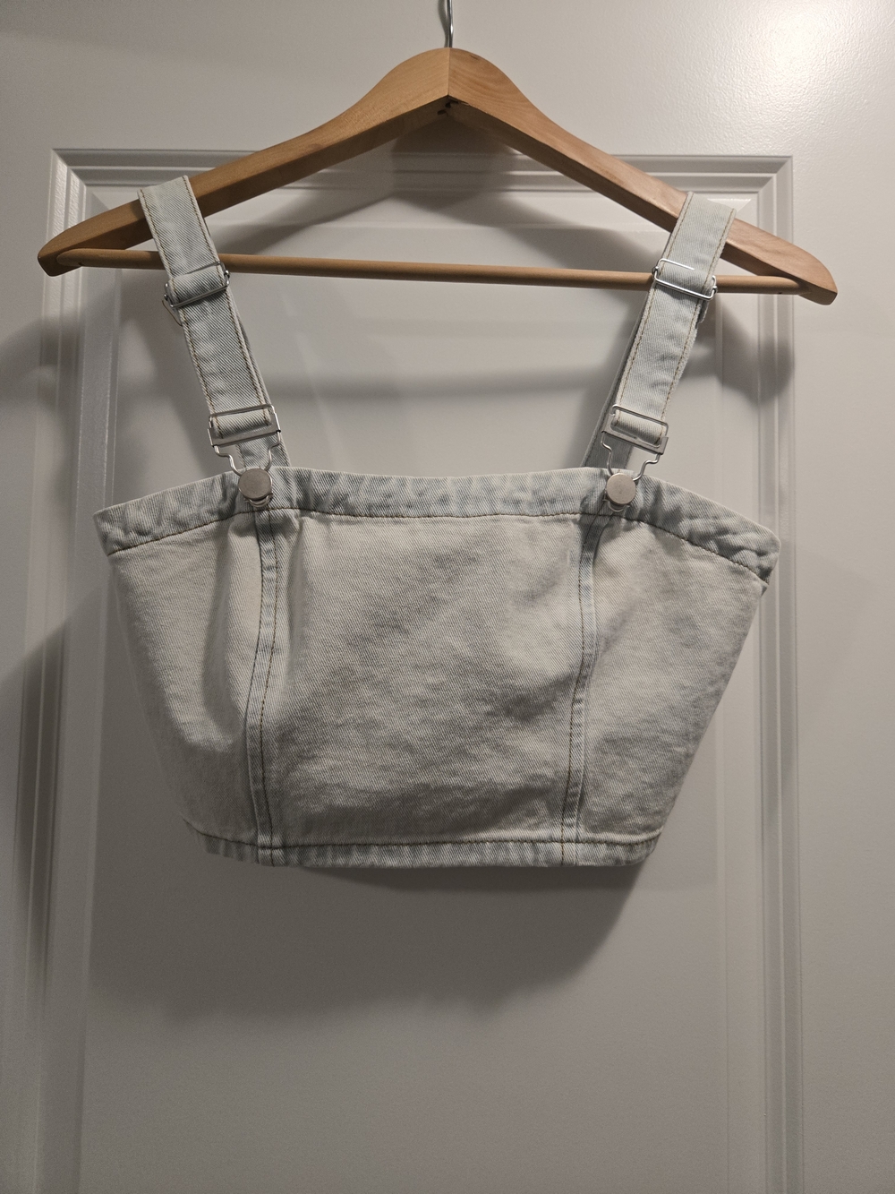 Forever 21 Light Wash Denim Back Zip Cropped Tank Top S